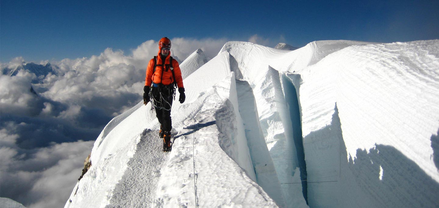 one moutaineer top of Mount ama damblam | Nepal expedition